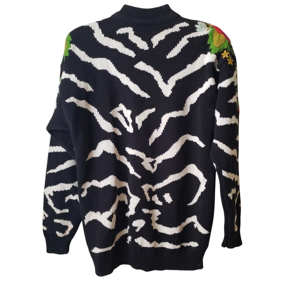 Vintage Outlander Floral and Animal Print Sweater - Picture 10 of 16